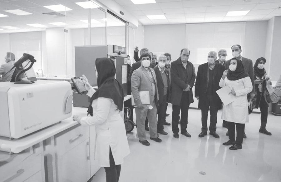 با افتتاح آزمایشگاه چند تخصصی بزرگ ملل در شهرک سلامت اصفهان؛  فراهم شدن امکان نمونه گیری آزمایش در خودرو برای نخستین بار در کشور